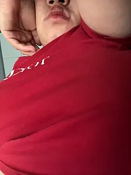 Puka2001 online show from April 6, 2026, 8:04 am