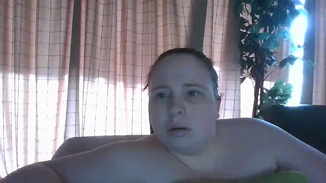 Sarahtjeuh  online show from February 11, 2026, 1:16 pm