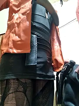 veronicatvcroosleather online show from February 12, 2026, 7:47 am