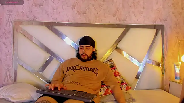 Benny and Mark online show from February 6, 2026, 3:55 am