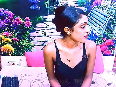 IndianPretty14u2Luv online show from April 17, 2026, 9:45 am