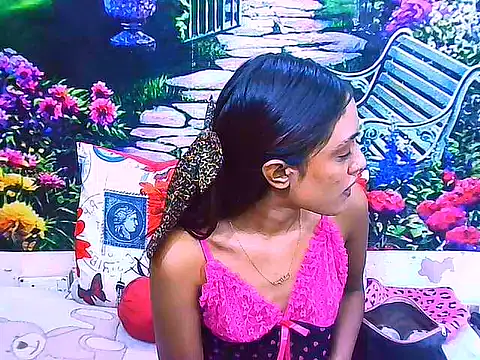 Snapshot of IndianPretty14u2Luv chatting on May 12, 2026, 6:16 pm IndianPretty14u2Luv online show from May 12, 2026, 6:16 pm