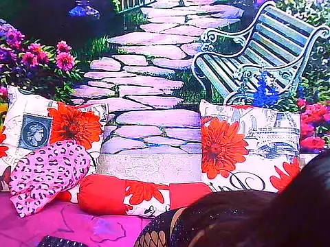 Snapshot of IndianPretty14u2Luv chatting on May 21, 2026, 6:31 am IndianPretty14u2Luv online show from May 21, 2026, 6:31 am