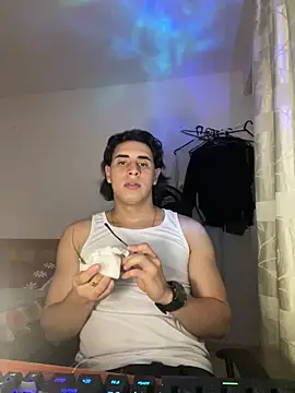 Maximuz1920 online show from July 16, 2026, 2:28 am