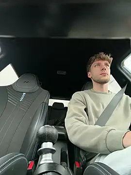 YoungSkinnyBoy20 online show from February 11, 2026, 3:06 pm