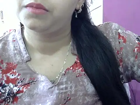 Snapshot of Cute_Aliyaa chatting on April 30, 2026, 9:48 am Cute Aliyaa online show from April 30, 2026, 9:48 am