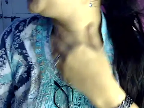 Snapshot of Cute_Aliyaa chatting on July 22, 2026, 12:30 pm Cute Aliyaa online show from July 22, 2026, 12:30 pm