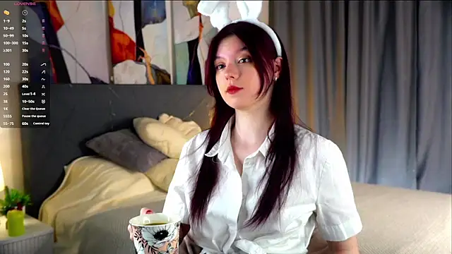 SelmaCarolfi online show from April 9, 2026, 1:16 am