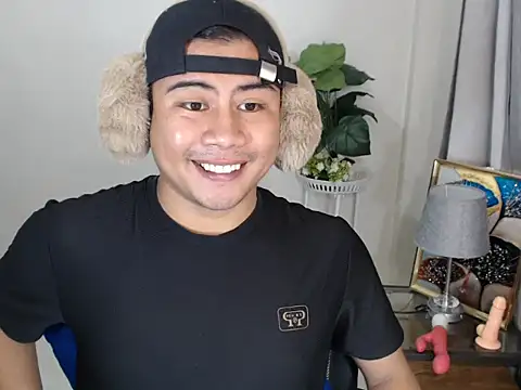 Snapshot of beraldick chatting on February 12, 2026, 11:05 am beraldick online show from February 12, 2026, 11:05 am