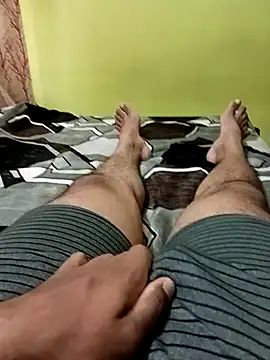 DrinkMeIn online show from February 15, 2026, 7:51 am