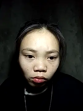 derylove  online show from February 19, 2026, 8:32 am