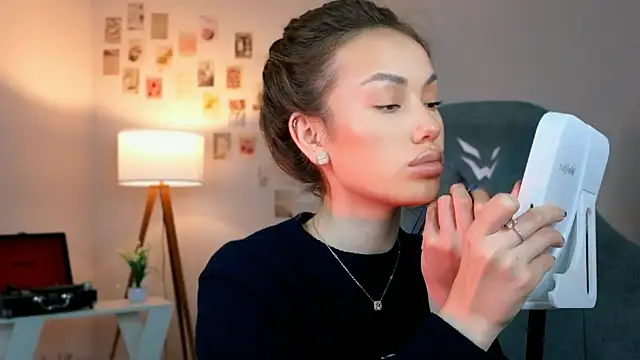 nexorine online show from April 23, 2026, 2:41 pm