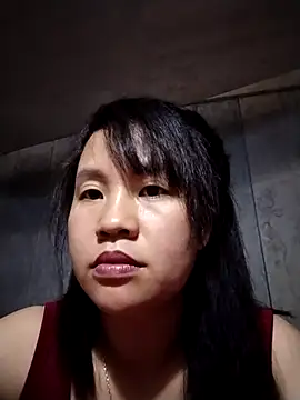 Lymimi online show from April 21, 2026, 3:17 pm