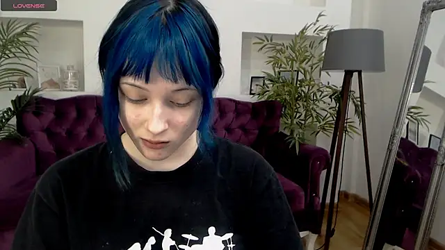 Sunny Girl X online show from April 22, 2026, 6:27 am