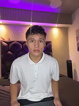 Dominik Souza online show from April 23, 2026, 8:11 pm