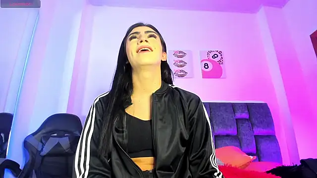 Isabella Moon9 online show from April 23, 2026, 12:29 pm