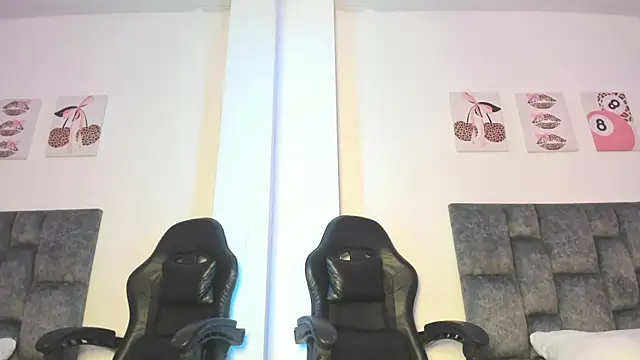 Snapshot of Isabella_Moon9 chatting on May 11, 2026, 11:16 am Isabella Moon9 online show from May 11, 2026, 11:16 am