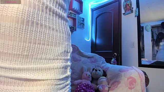 Rebecahart online show from April 22, 2026, 12:57 am