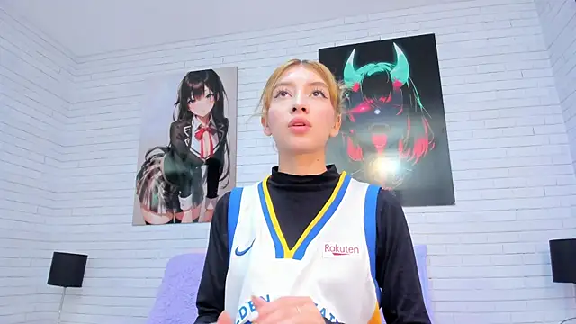 AlanaaHell online show from February 18, 2026, 4:47 pm