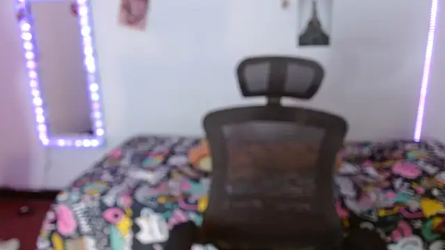 Lolitaa  VIP online show from February 19, 2026, 8:16 pm