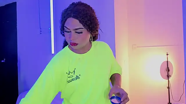 megara hott online show from February 15, 2026, 3:31 pm