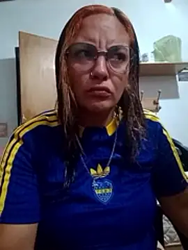 Snapshot of kuramaqueen chatting on April 15, 2026, 3:24 am kuramaqueen online show from April 15, 2026, 3:24 am