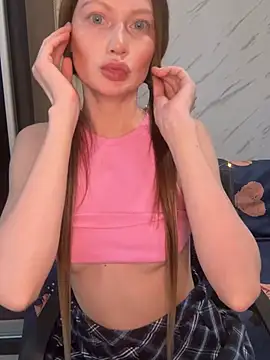 AliceeXHottie online show from February 3, 2026, 5:29 pm