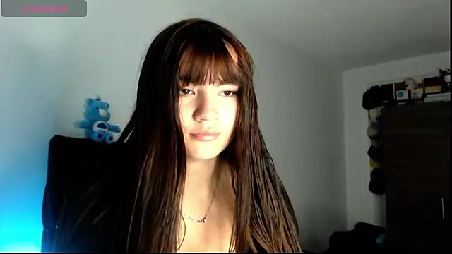 angel naturall online show from February 1, 2026, 9:46 pm