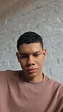 milo cruz  online show from April 8, 2026, 3:34 pm