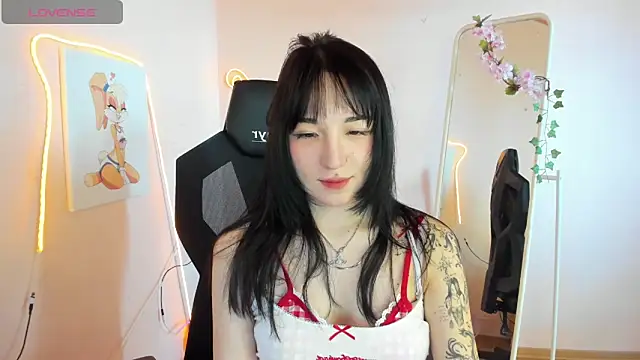 Snapshot of AliceeinWonderlanddd chatting on May 18, 2026, 3:02 am AliceeinWonderlanddd online show from May 18, 2026, 3:02 am