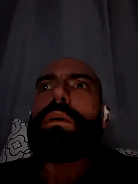 Robsonitj90 online show from April 29, 2026, 6:50 am