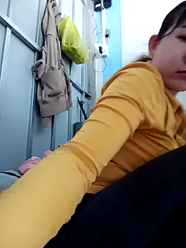 Ana-love2026 online show from February 6, 2026, 1:32 am