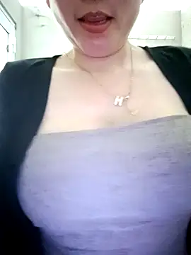 Ana-love2026 online show from April 2, 2026, 1:47 am