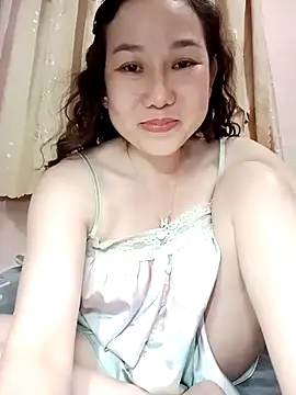 Ana-love2026 online show from April 22, 2026, 3:02 pm