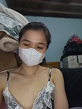 Daisy-lusia2026 online show from May 24, 2026, 12:10 pm