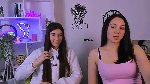 elis sunny online show from February 9, 2026, 7:51 pm