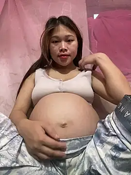 Emxinhka1 online show from April 18, 2026, 12:47 am