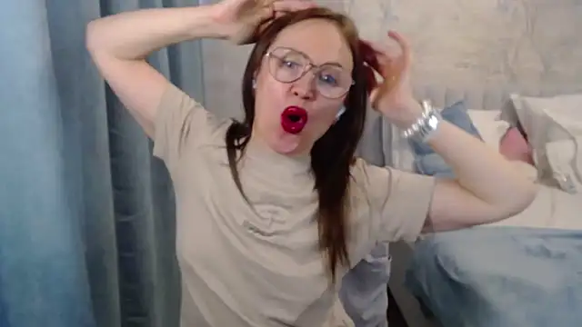 MarinaOnebest online show from April 20, 2026, 12:19 pm