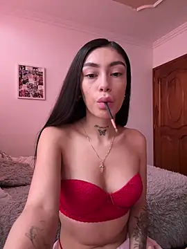 Bonny Eva online show from April 23, 2026, 4:53 pm