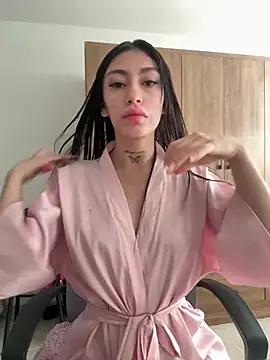 Snapshot of Bonny_Eva chatting on June 26, 2026, 1:15 pm Bonny Eva online show from June 26, 2026, 1:15 pm