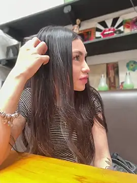 Snapshot of Bonny_Eva chatting on July 22, 2026, 6:22 pm Bonny Eva online show from July 22, 2026, 6:22 pm