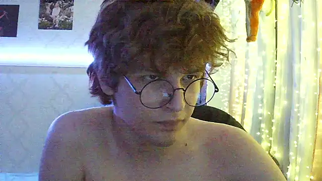 TimBunnyy online show from May 19, 2026, 11:33 pm