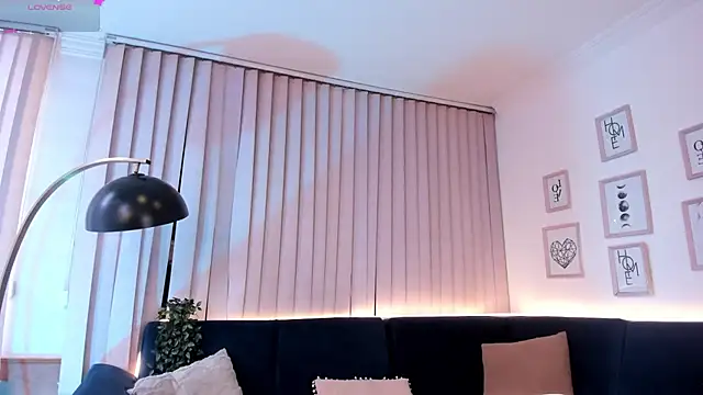 agata volkov online show from March 3, 2026, 8:26 pm