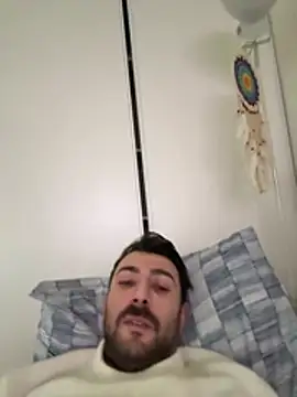 Aliiiix online show from February 9, 2026, 3:38 pm