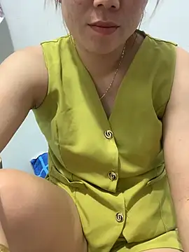 Snapshot of Baby-lovely69 chatting on March 16, 2026, 11:03 am Baby-lovely69 online show from March 16, 2026, 11:03 am
