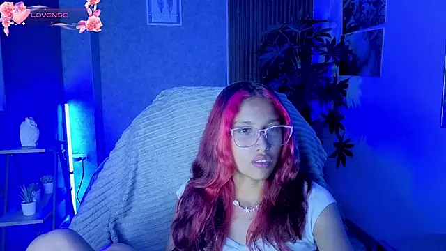 Snapshot of saphire_ chatting on May 28, 2026, 3:31 pm saphire online show from May 28, 2026, 3:31 pm