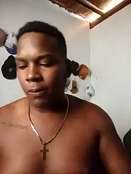 Snapshot of Leyder31 chatting on February 2, 2026, 2:05 pm Leyder31 online show from February 2, 2026, 2:05 pm