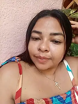 solene09 online show from March 13, 2026, 2:56 pm