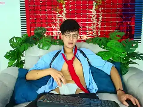 ThiiagoSaeenz online show from February 28, 2026, 3:13 pm