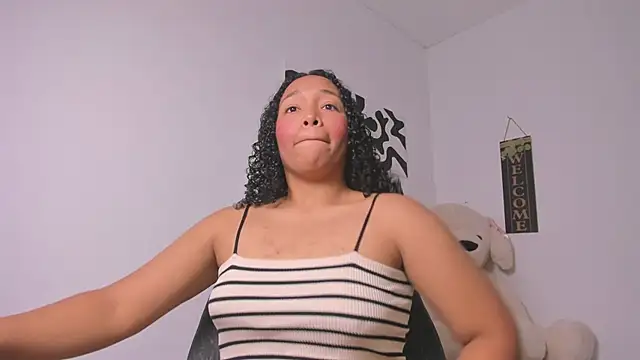 Snapshot of Nia13 chatting on March 3, 2026, 1:01 am Nia13 online show from March 3, 2026, 1:01 am